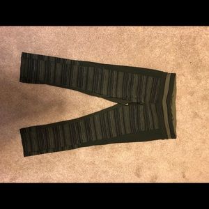 Cropped lulu leggings